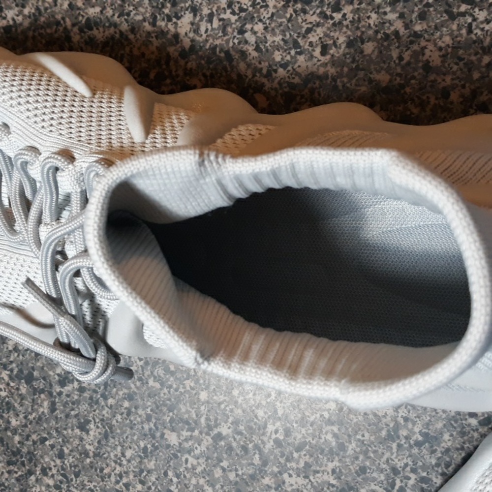Mens Walking/Water sz 12 (47) - Picture 7 of 10